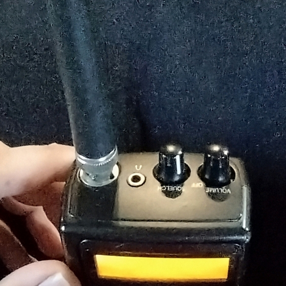 Radio Shack Scanner - Picture 4 of 7